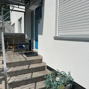  Apartment Dreams Im Erdgeschoss